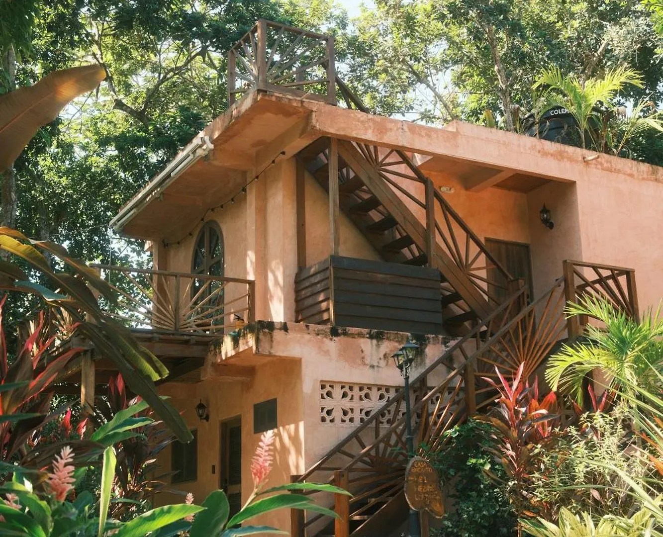 Hotel Salvia Madre Santa Marta